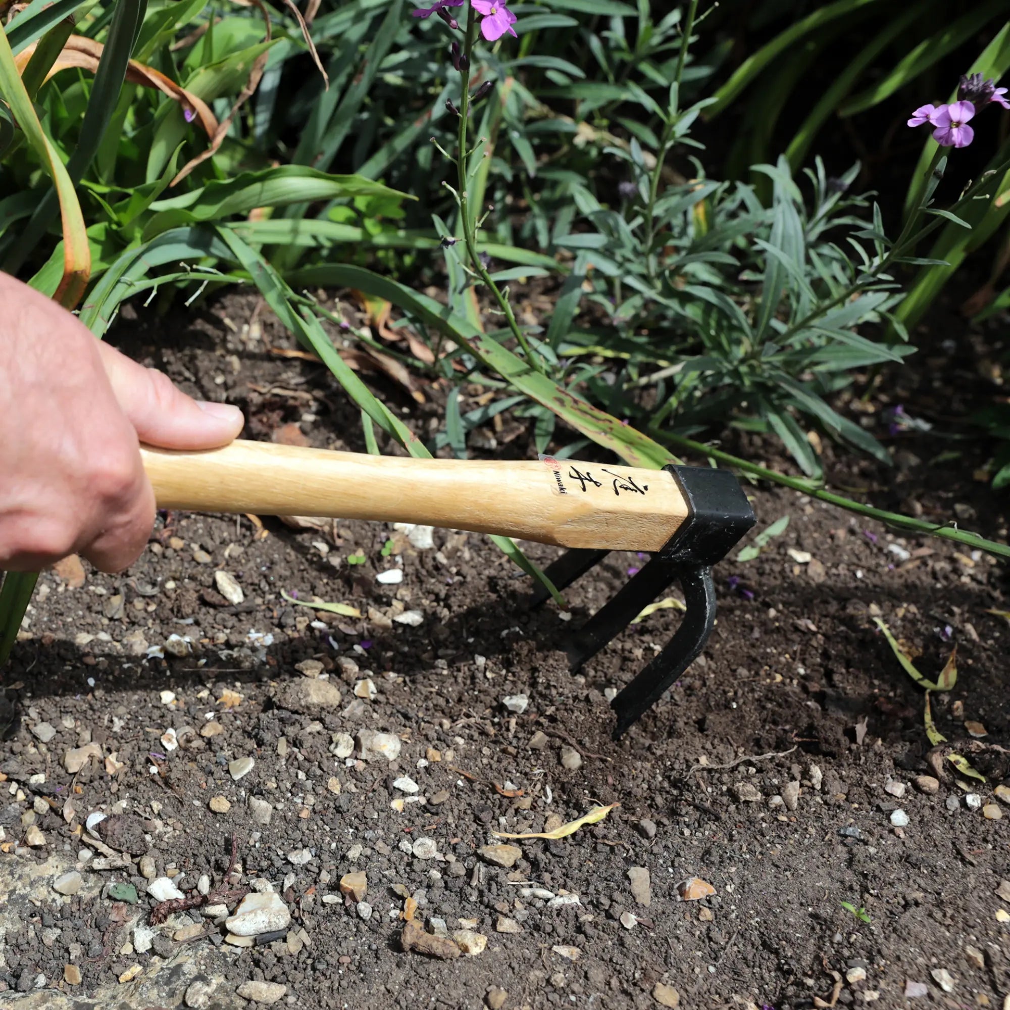 Niwaki Forked Hand Hoe Niwaki