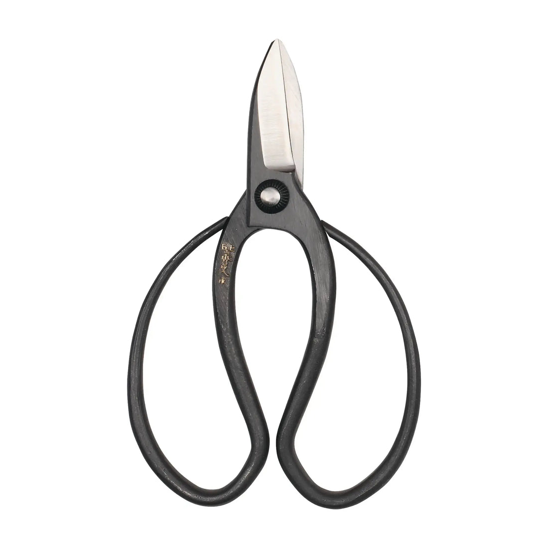 Niwaki Sentei Scissors on a white background. Wilding and Wonder