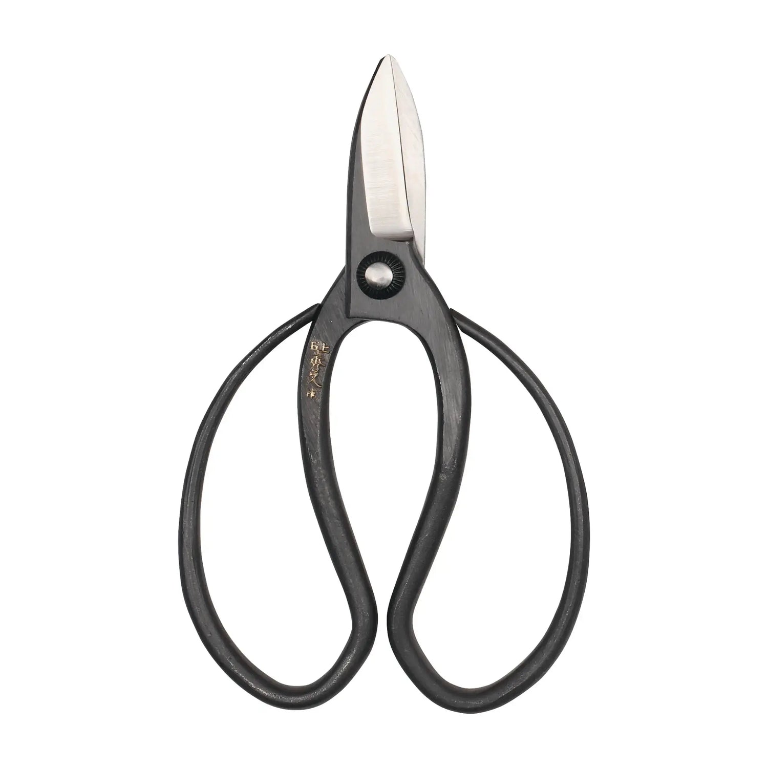 Niwaki Sentei Scissors on a white background. Wilding and Wonder